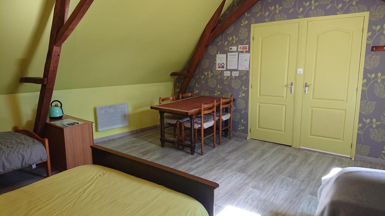 Les Chambres Du Relais Liettres Exterior foto